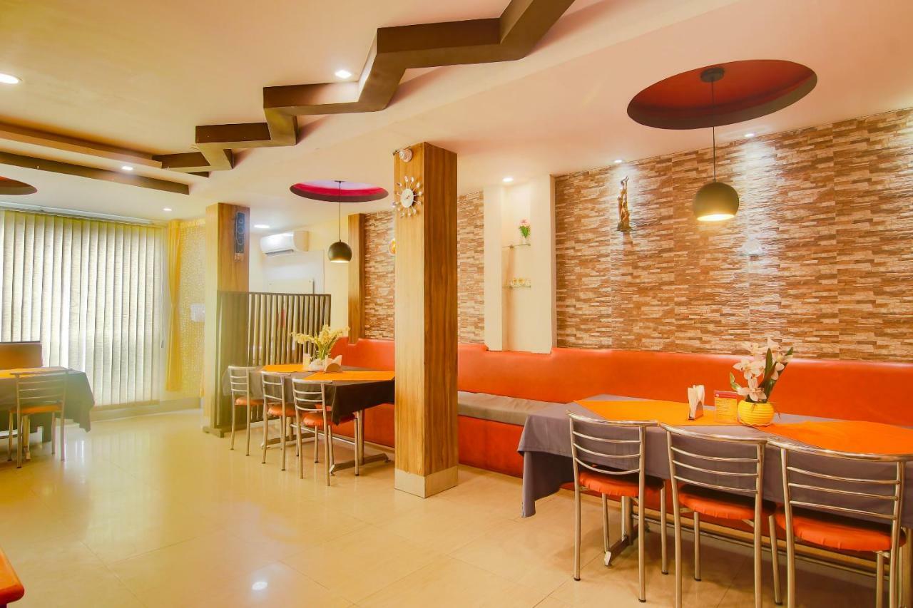 Oyo Dayal Residency Tezpur מראה חיצוני תמונה