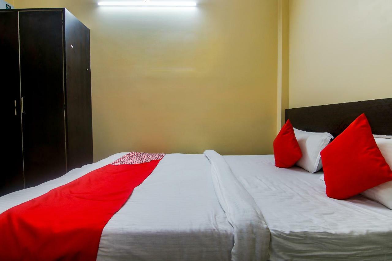 Oyo Dayal Residency Tezpur מראה חיצוני תמונה